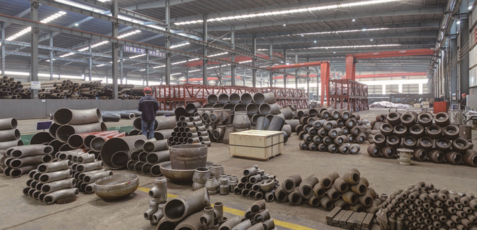 Трубные фитинги Hebei Hongcheng расширяют производственные возможности, предоставляя надежные решения для глобальных проектов по строительству высокотемпературных трубопроводов
